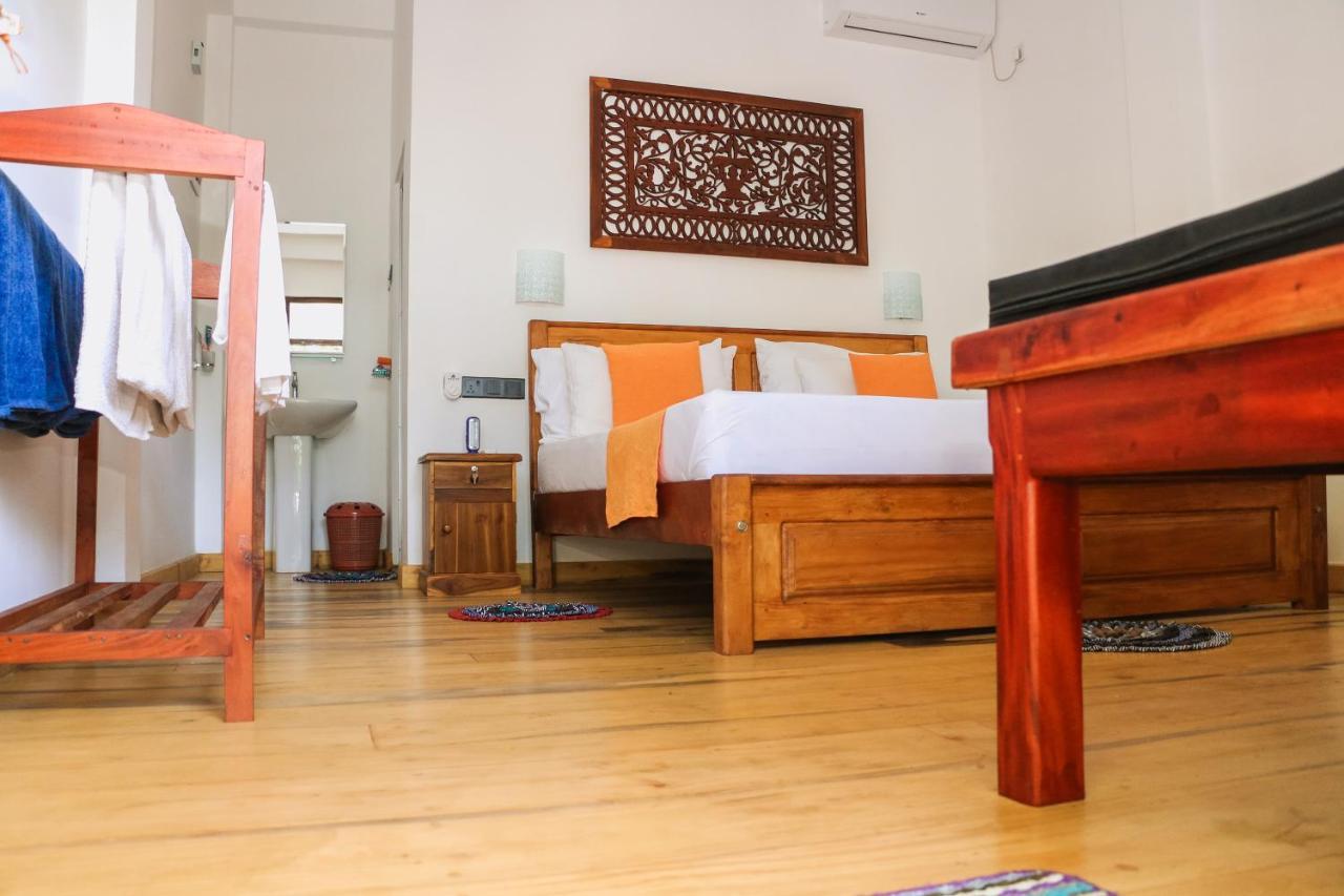 Anb Surf View Hotel Tangalle Exterior photo