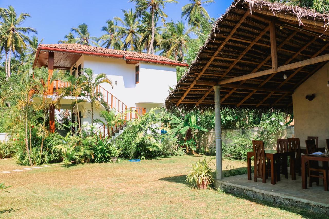 Anb Surf View Hotel Tangalle Exterior photo