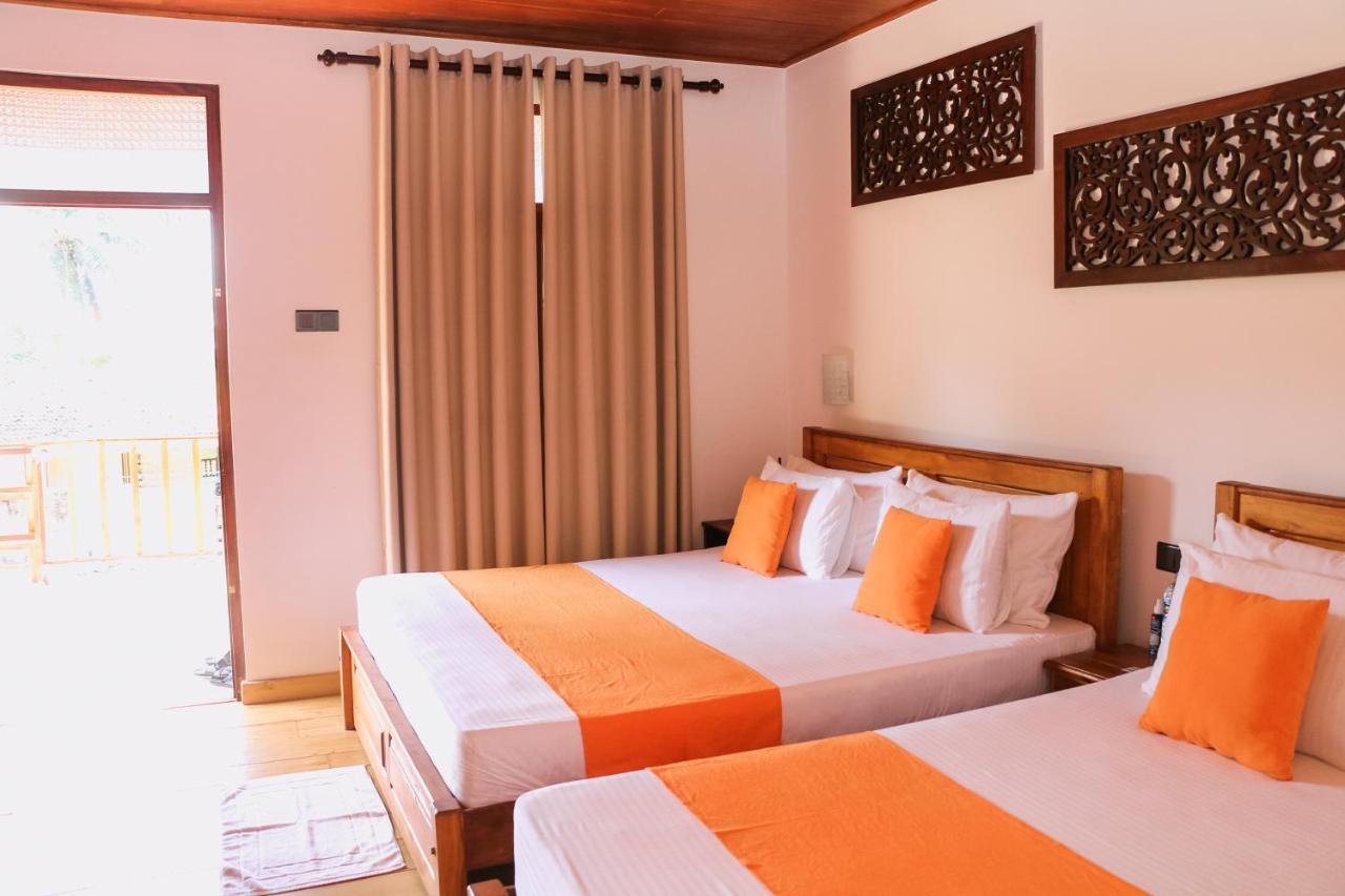 Anb Surf View Hotel Tangalle Exterior photo